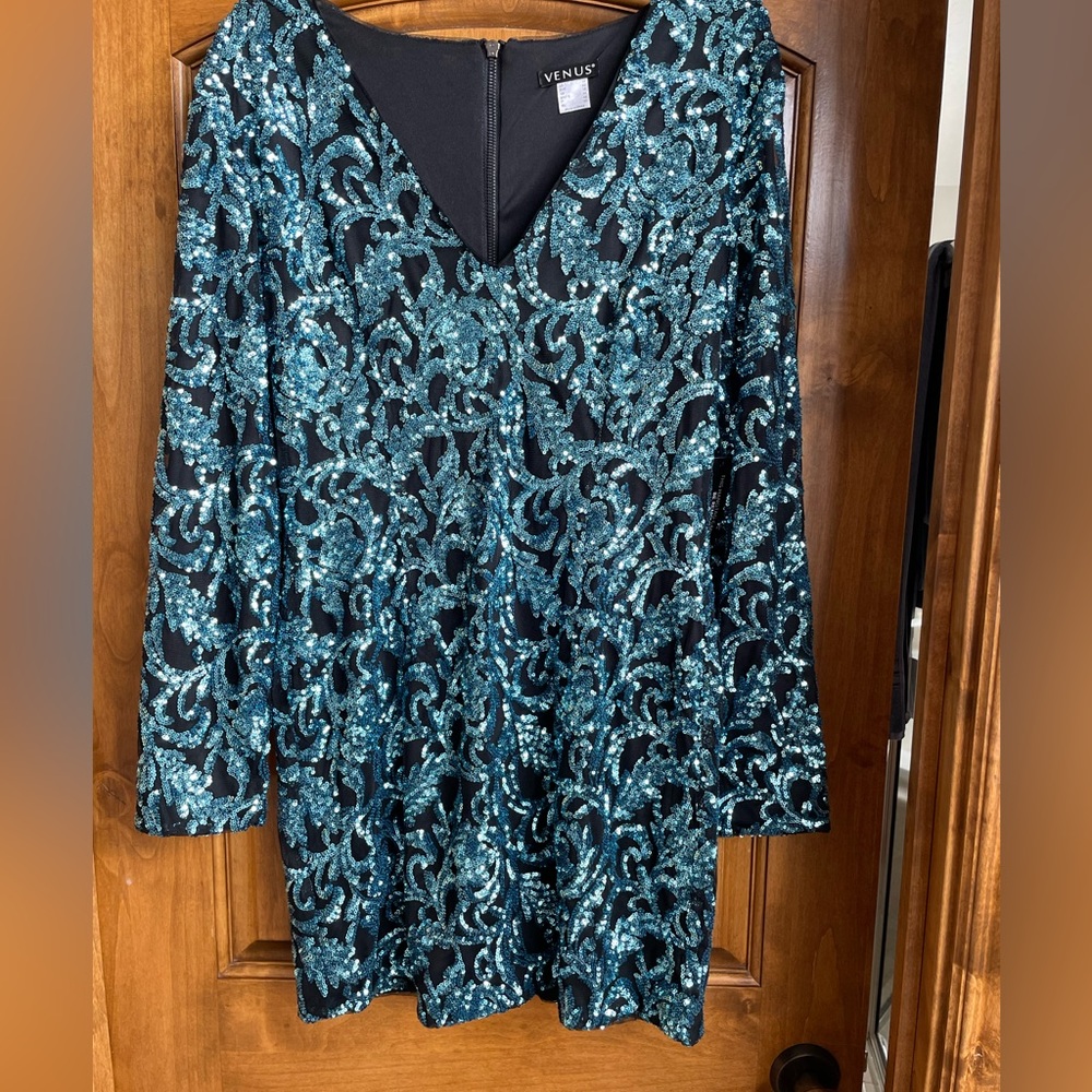Long Sleeved VENUS sequined mini dress Size 10